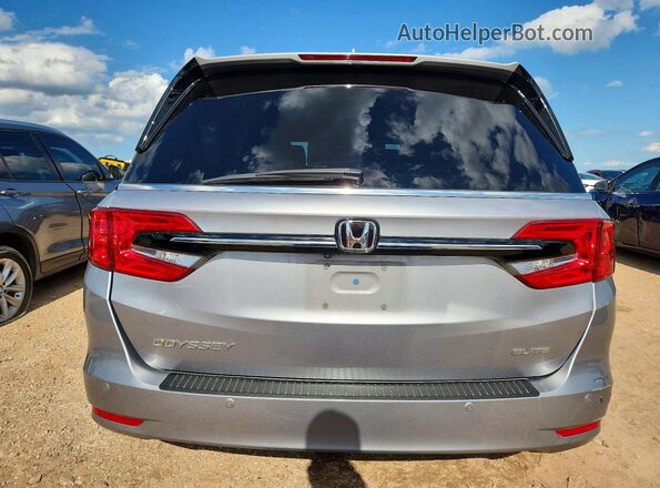 5FNRL6H91NB009478 2022 HONDA ODYSSEY Silver Հետևի տեսք