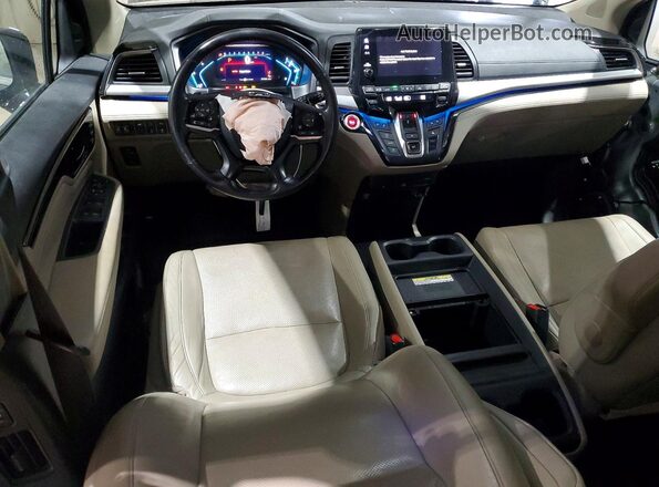 5FNRL6H93JB010092 2018 HONDA ODYSSEY Серый Вид панели приборов