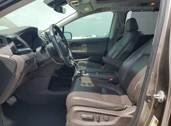 5FNRL6H93JB049197 2018 HONDA ODYSSEY Серый Вид салона спереди