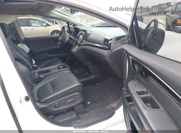 5FNRL6H93MB003213 2021 HONDA ODYSSEY Белый Вид салона спереди