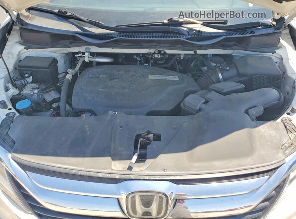 5FNRL6H95JB091922 2018 HONDA ODYSSEY White ძრავის განყოფილების ხედი