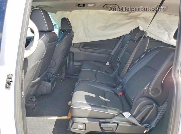 5FNRL6H95PB053874 2023 HONDA ODYSSEY Gray Widok wnętrza z tyłu