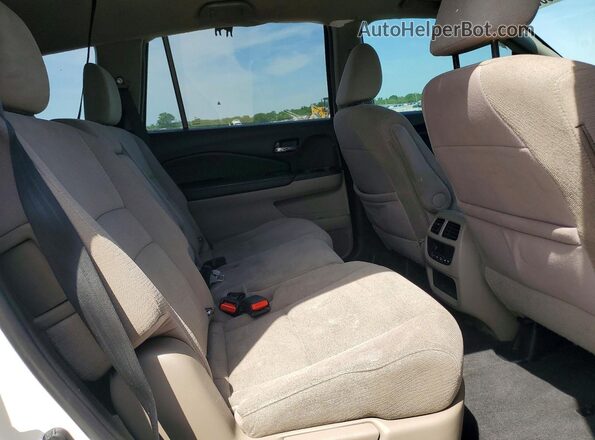 5FNYF5H33JB016869 2018 HONDA PILOT Белый Вид задней части салона