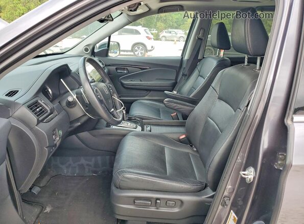 5FNYF5H91HB045561 2017 HONDA PILOT Gray Widok wnętrza z przodu