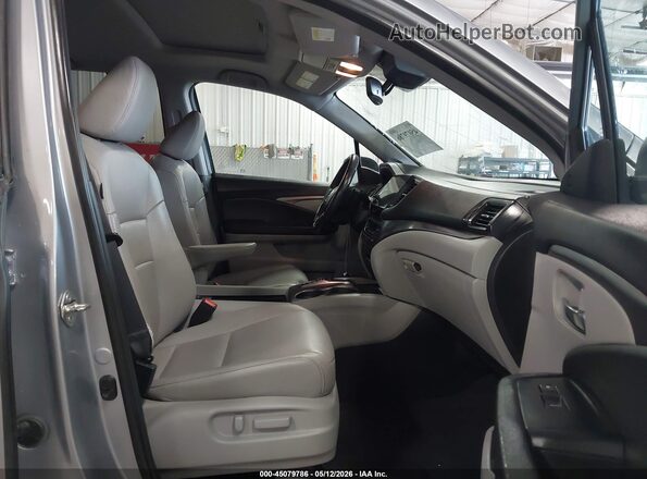 5FNYF6H23MB013598 2021 HONDA PILOT Silver Вид салону спереду