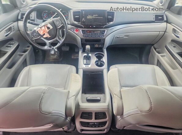 5FNYF6H52KB069863 2019 HONDA PILOT Серебряный Вид панели приборов
