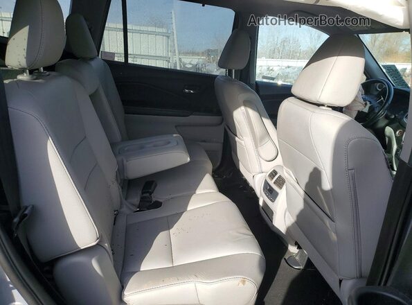 5FNYF6H53LB026182 2020 HONDA PILOT Серебряный Вид задних сидений