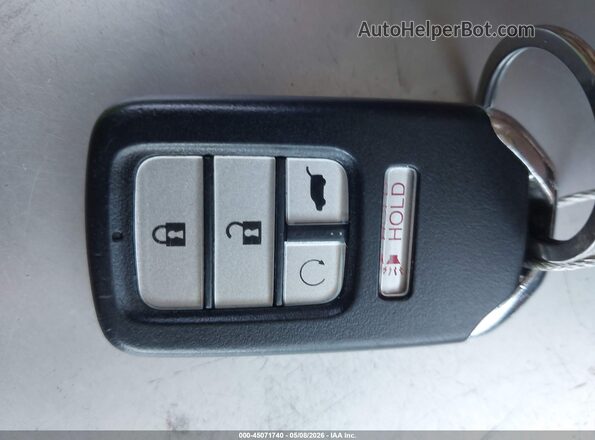 5FNYF6H55JB029680 2018 HONDA PILOT Белый Вид панели приборов
