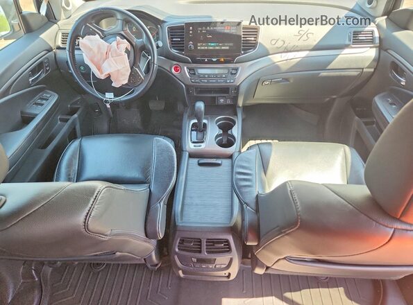 5FNYF6H55KB095017 2019 HONDA PILOT Gray Vista del salpicadero