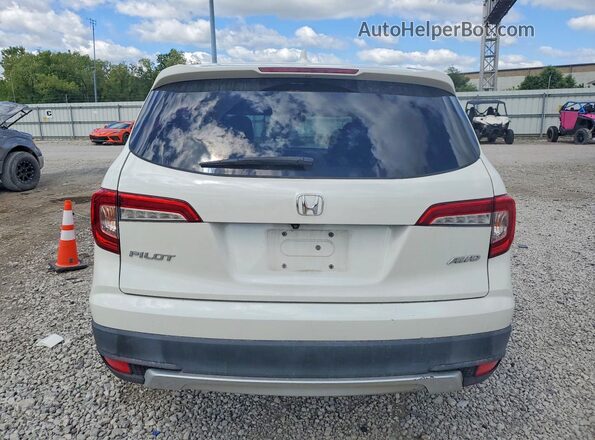 5FNYF6H57KB013353 2019 HONDA PILOT Белый Вид сзади