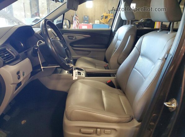 5FNYF6H58KB097036 2019 HONDA PILOT Серый Вид салона спереди