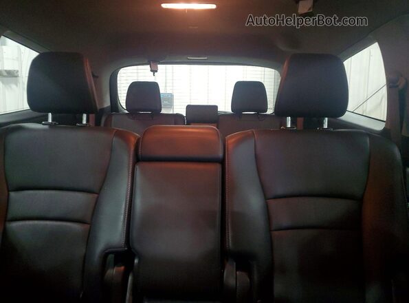 5FNYF6H59JB058017 2018 HONDA PILOT Black Widok tylnych siedzeń