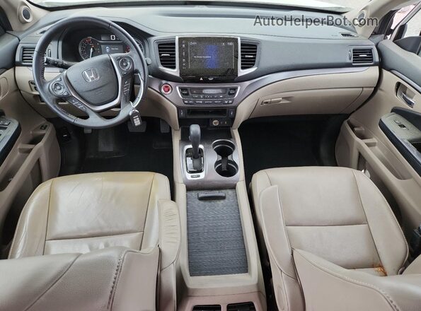 5FNYF6H67JB033139 2018 HONDA PILOT White Dashboard view