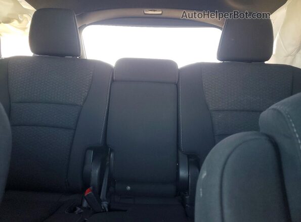 5FNYF8H2XMB009043 2021 HONDA PASSPORT Silver Widok tylnych siedzeń