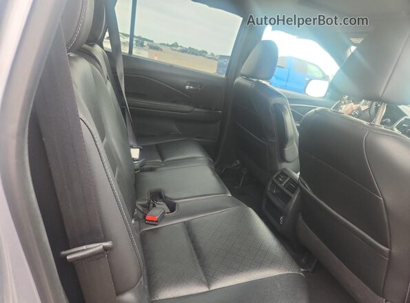 5FNYF8H57KB019536 2019 HONDA PASSPORT Silver Вид задньої частини салону