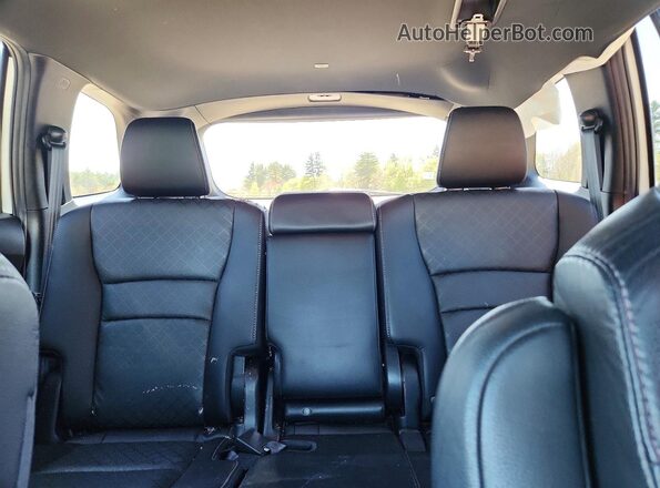 5FNYF8H5XMB004192 2021 HONDA PASSPORT White Widok tylnych siedzeń
