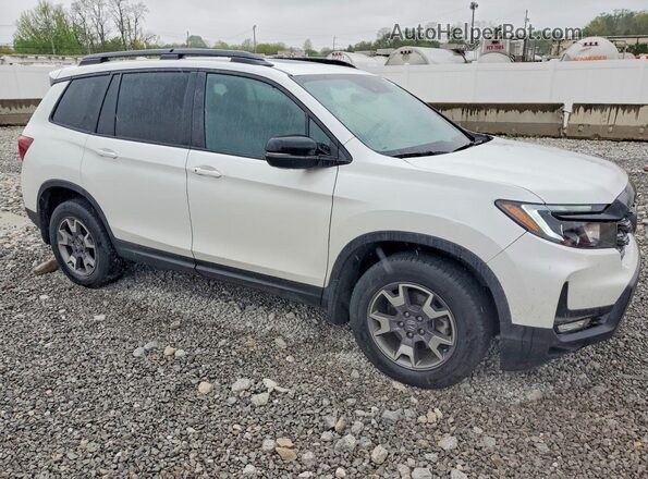 5FNYF8H68NB008574 2022 HONDA PASSPORT Белый Передняя правая четверть
