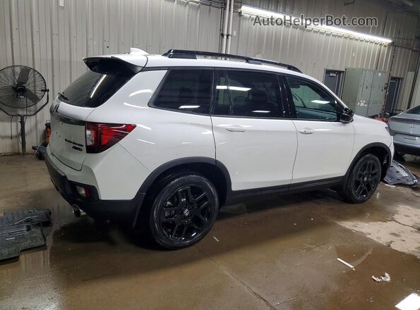 5FNYF8H84SB011663 2025 HONDA PASSPORT White Задня права чверть