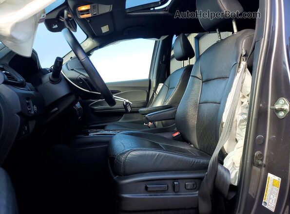 5FNYF8H98KB030841 2019 HONDA PASSPORT Серый Вид салона спереди