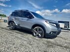 2020 Honda Passport Touring Silver vin: 5FNYF8H99LB000376