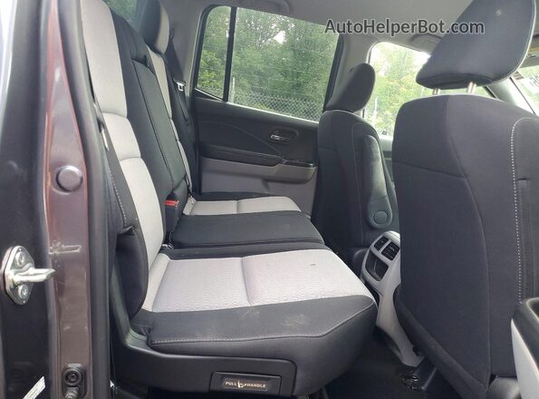 5FPYK2F27HB004245 2017 HONDA RIDGELINE Gray Rear seats view