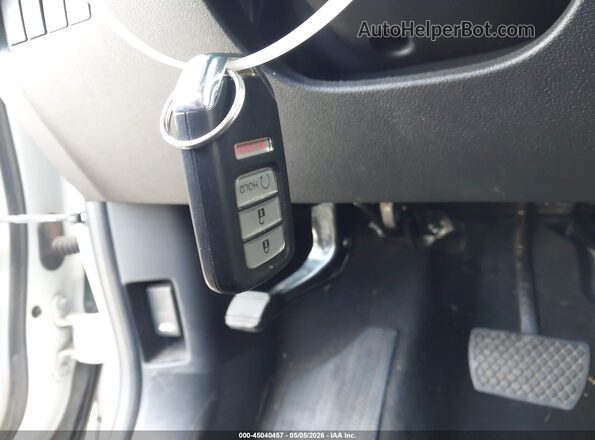 5FPYK2F64HB011219 2017 HONDA RIDGELINE White Widok deski rozdzielczej