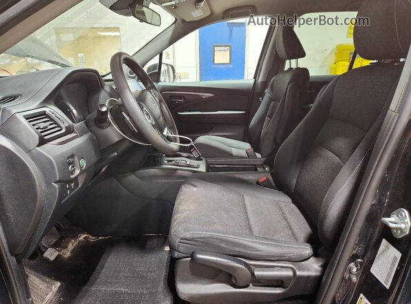 5FPYK3F10NB003012 2022 HONDA RIDGELINE Черный Вид салона спереди