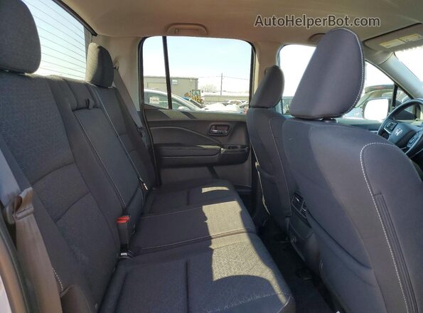 5FPYK3F12RB032923 2024 HONDA RIDGELINE Gray Widok tylnych siedzeń