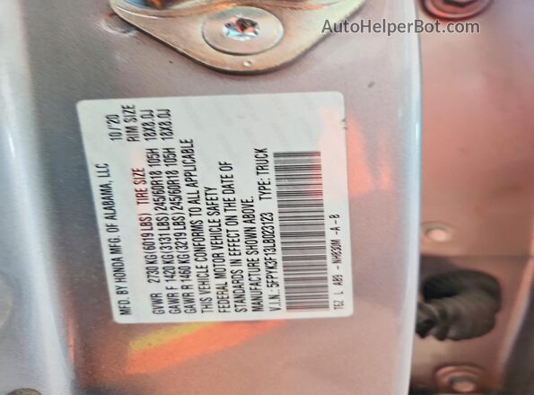 5FPYK3F13LB023123 2020 HONDA RIDGELINE Silver Widok komory silnika