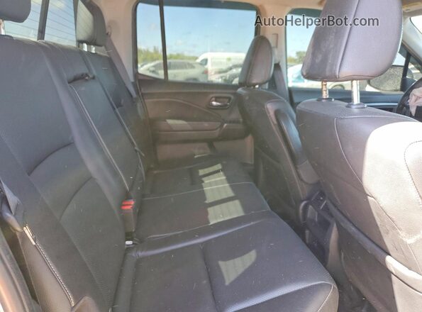 5FPYK3F50PB027610 2023 HONDA RIDGELINE Gray Rear interior view