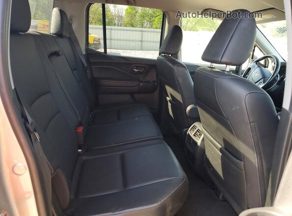 5FPYK3F52HB006713 2017 HONDA RIDGELINE Серебряный Вид задних сидений