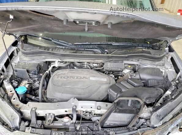 5FPYK3F64KB015011 2019 HONDA RIDGELINE Gray Rear interior view