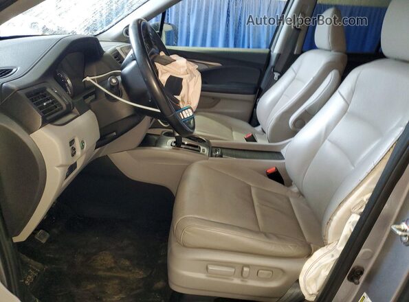 5FPYK3F64KB015011 2019 HONDA RIDGELINE Gray Front interior view