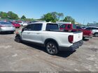 2018 Honda Ridgeline Rtl-t White vin: 5FPYK3F6XJB016453