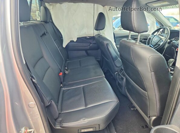 5FPYK3F77KB028554 2019 HONDA RIDGELINE Silver Vista de los asientos traseros