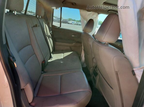 5FPYK3F7XLB012351 2020 HONDA RIDGELINE White Вид задніх сидінь