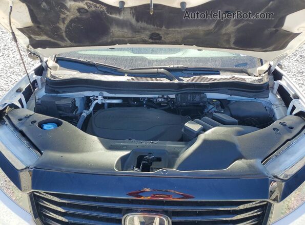 5FPYK3F8XMB019648 2021 HONDA RIDGELINE White Вид задньої частини салону
