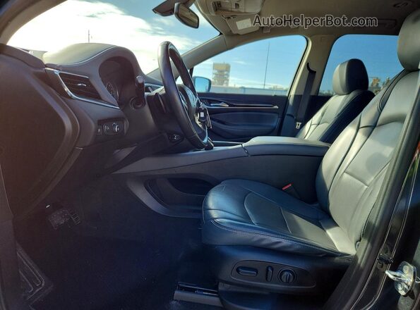 5GAERBKW0JJ232278 2018 BUICK ENCLAVE Серый Вид салона спереди