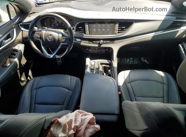 5GAERCKW3NJ156003 2022 BUICK ENCLAVE Белый Вид панели приборов