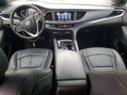 2022 Buick Enclave Premium Белый vin: 5GAEVBKW0NJ132554