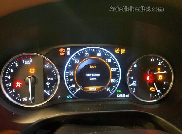 5GAEVCKWXJJ127961 2018 BUICK ENCLAVE Черный Вид щитка приборов