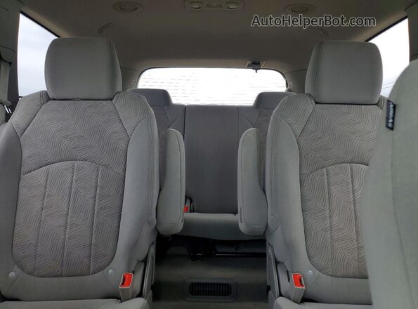 5GAKRAKD0HJ273662 2017 BUICK ENCLAVE Белый Вид задних сидений