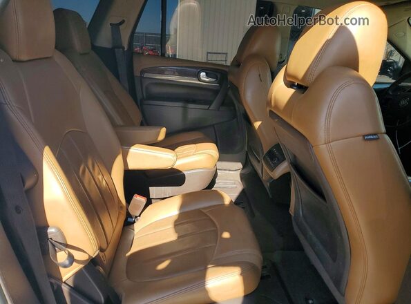 5GAKRBKD1HJ189808 2017 BUICK ENCLAVE Белый Вид задней части салона