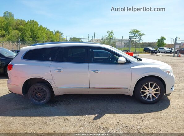 5GAKRBKD7HJ331157 2017 BUICK ENCLAVE Белый Вид задней части салона