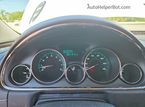 5GAKRCKD7HJ227547 2017 BUICK ENCLAVE Белый Вид щитка приборов
