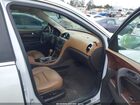 2017 Buick Enclave Premium Белый vin: 5GAKRCKD8HJ218226