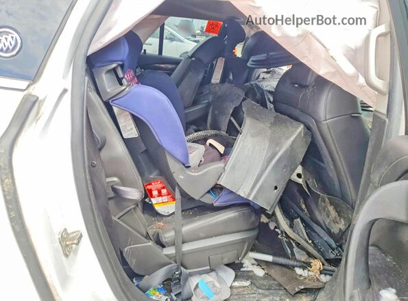 5GAKVCKD3HJ270343 2017 BUICK ENCLAVE White Widok wnętrza z tyłu