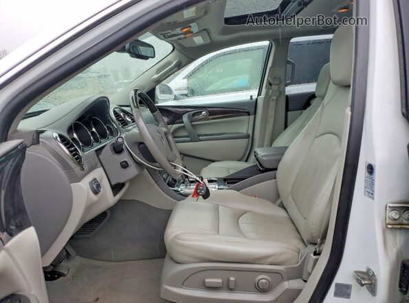 5GAKVCKD8HJ246734 2017 BUICK ENCLAVE White Вид салону спереду