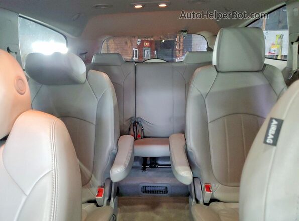 5GAKVCKD8HJ246734 2017 BUICK ENCLAVE White Вид задніх сидінь