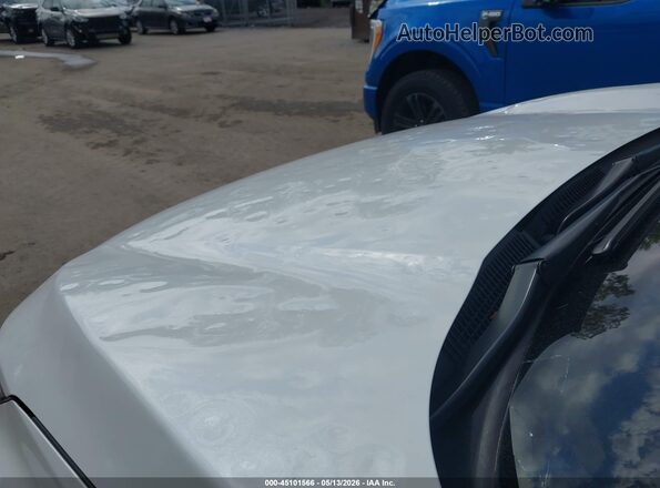 5J6RW2H87LL032890 2020 HONDA CR-V Белый Вид спереди